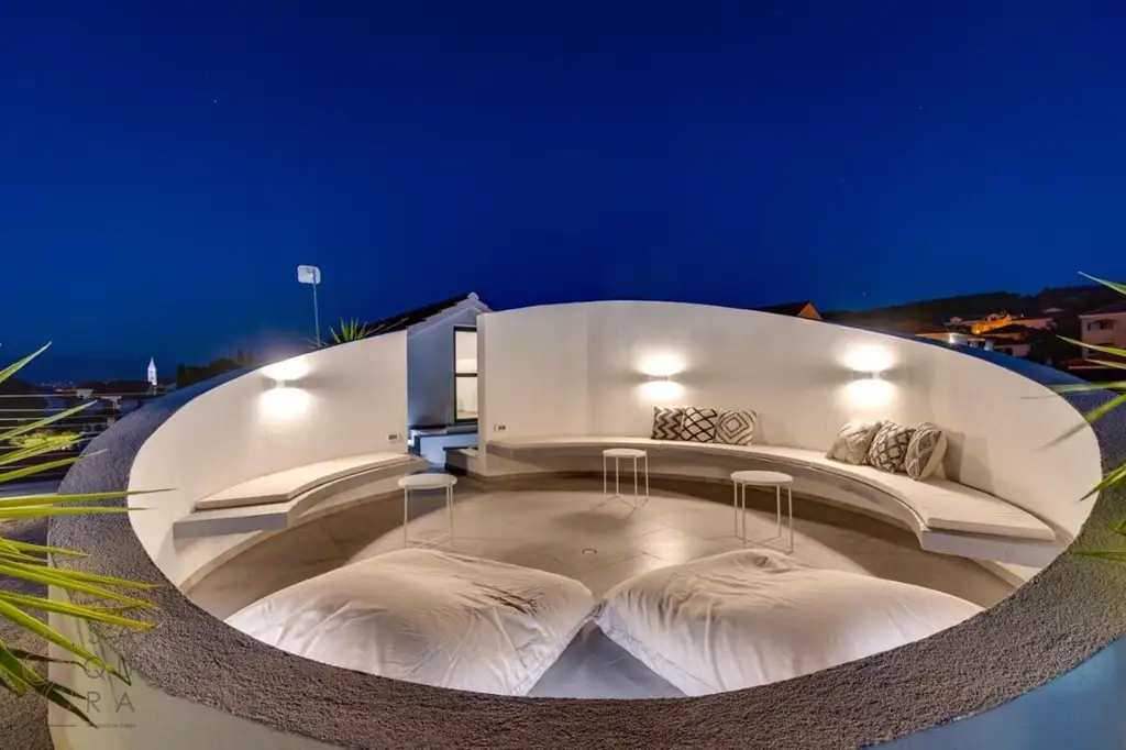 Amazing New Villa auf der Insel Brač – Mediterraner Luxus direkt am Meer