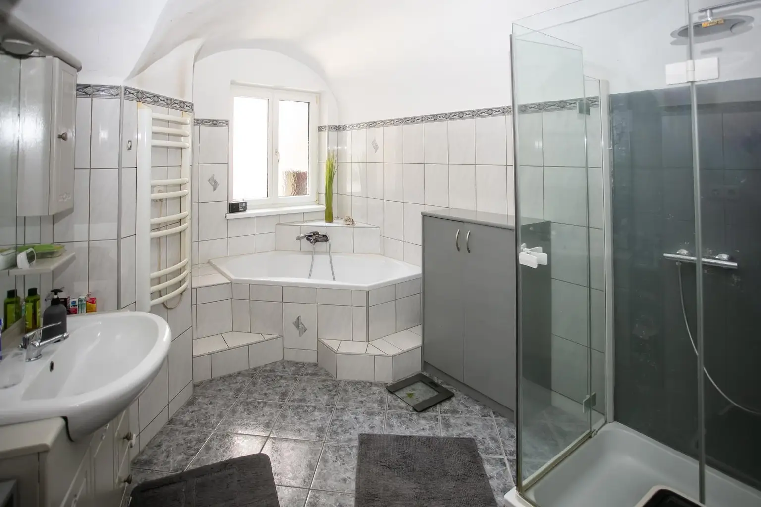 Badezimmer OG_ Steiner Landstr