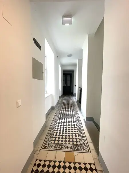 Altbau-Flair - Sanierte  3-Zimmer Wohnung - 3. Bezirk Nähe Landstraße