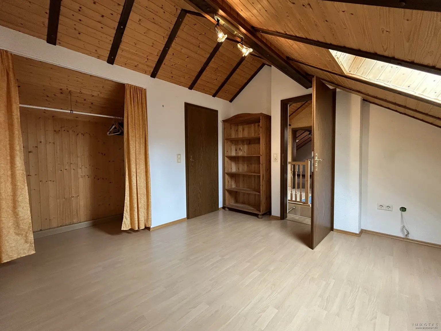 Zimmer 2 DG