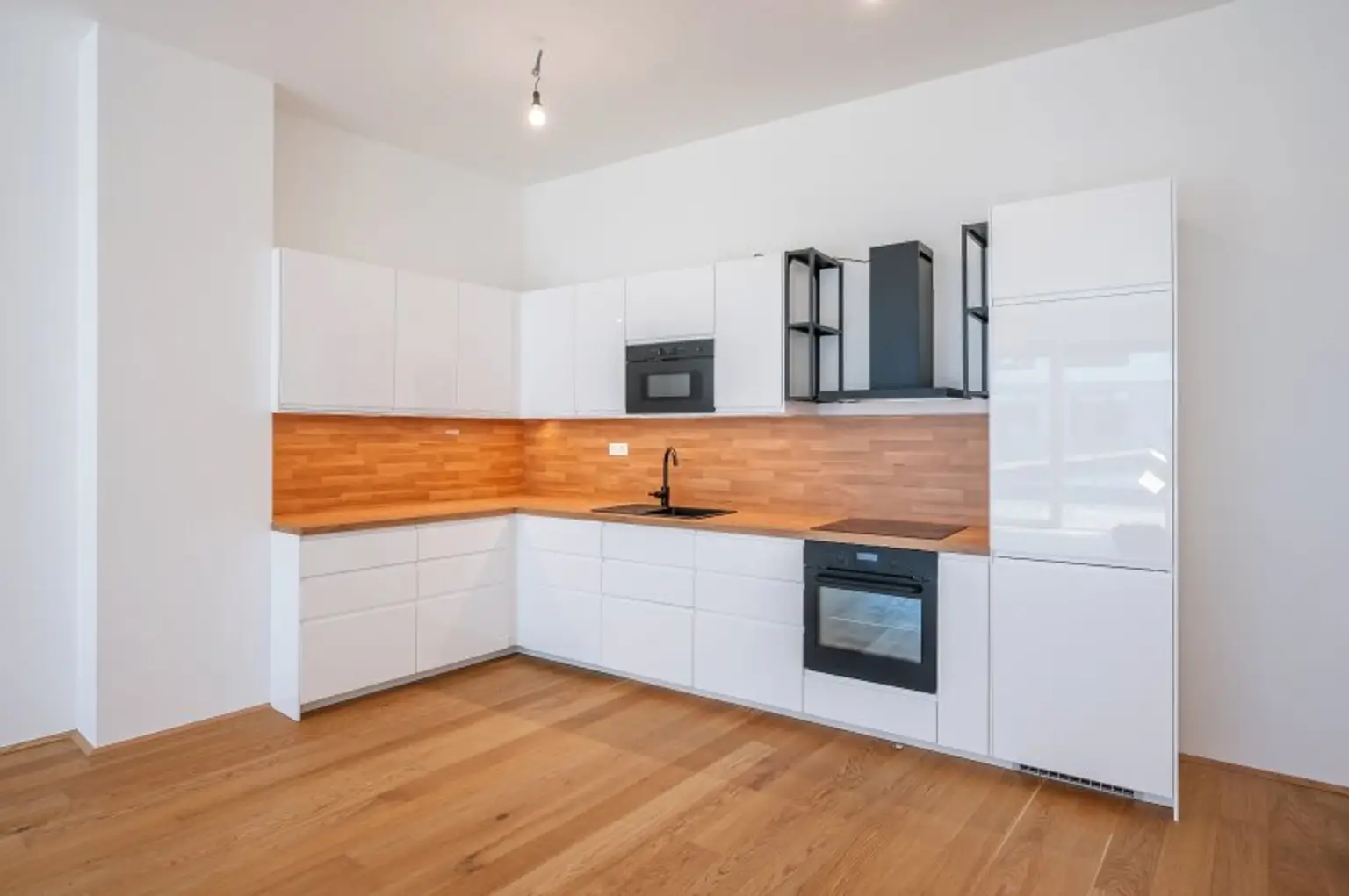 ++Provisionsfrei++   Townhouses in bester Lage mit Garten und Dachterrasse!