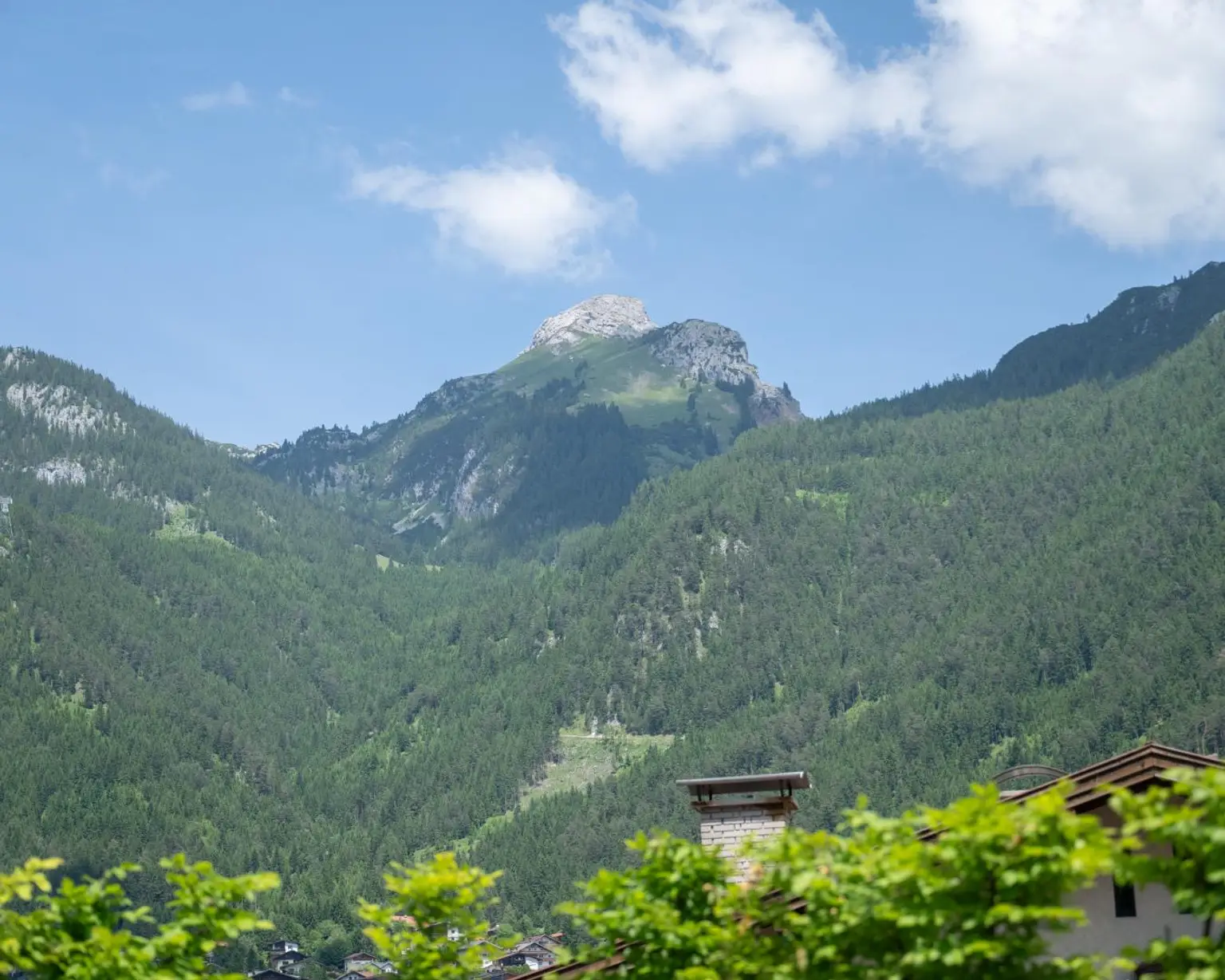 NEU! "Das perfekte Nest" - eingebettet zwischen Bergpanorama und Luxus!