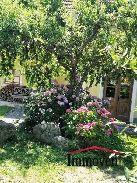 PROVISIONSFREI - Große Doppelhaushälfte mit traumhaftem Wintergarten PLUS zusätzlicher Bauparzelle mit 873 m²