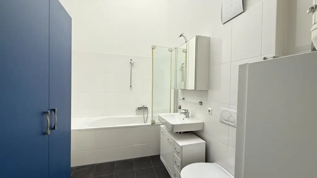 Unbefristete 4 Zimmer-Dachgeschosswohnung mit Dachterrasse ab sofort zur Anmietung frei!