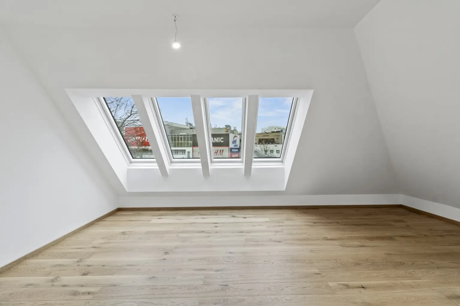 B | ++ NEU ++ STILVOLLE VIER Zimmer mit DACHTERRASSE + Küchengutschein | Prima Service Immobilien