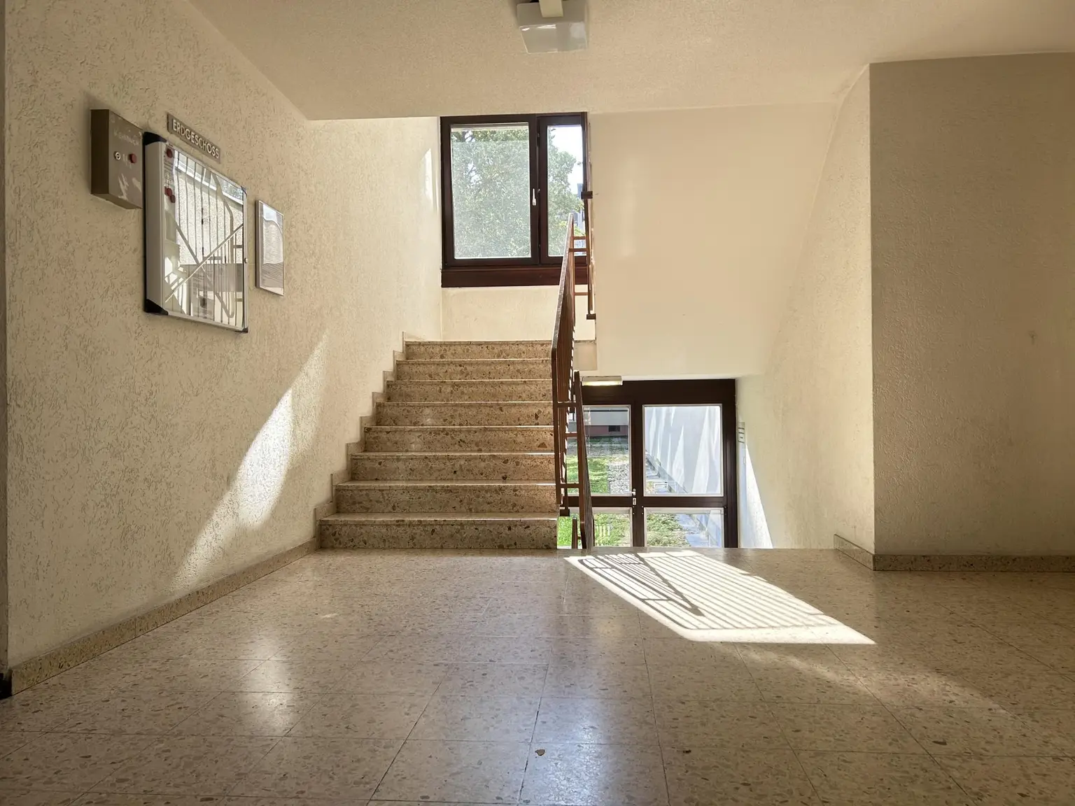 Sonnige 2-Zimmer Loggienwohnung - Modernisierungsbedarf gegeben!
