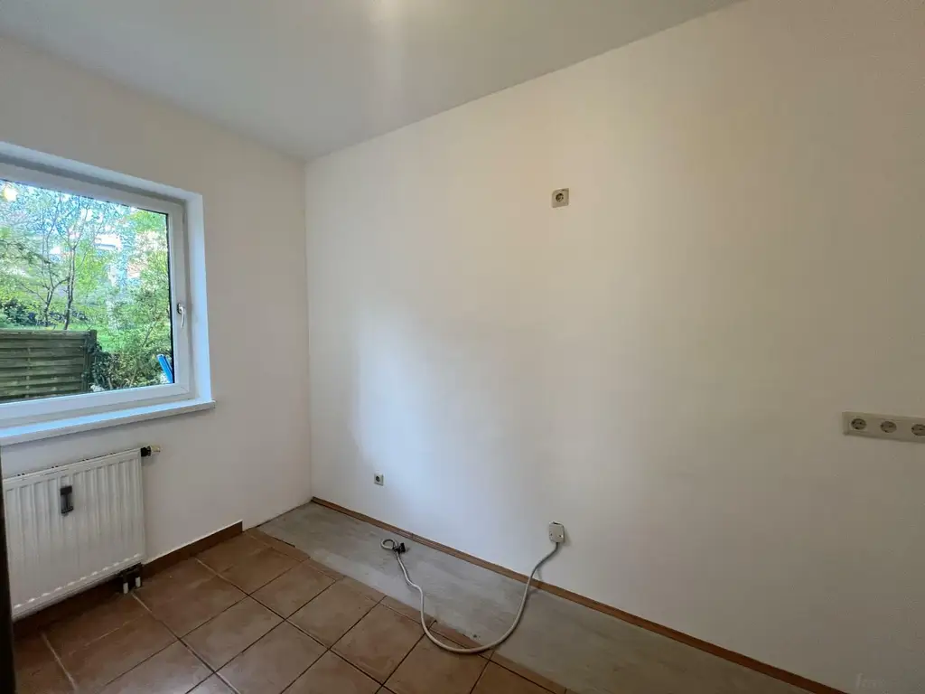 Gartenwohnung - Charmante 2 Zimmer, extra Küche, inkl. Stellplatz  ++Videorundgang++