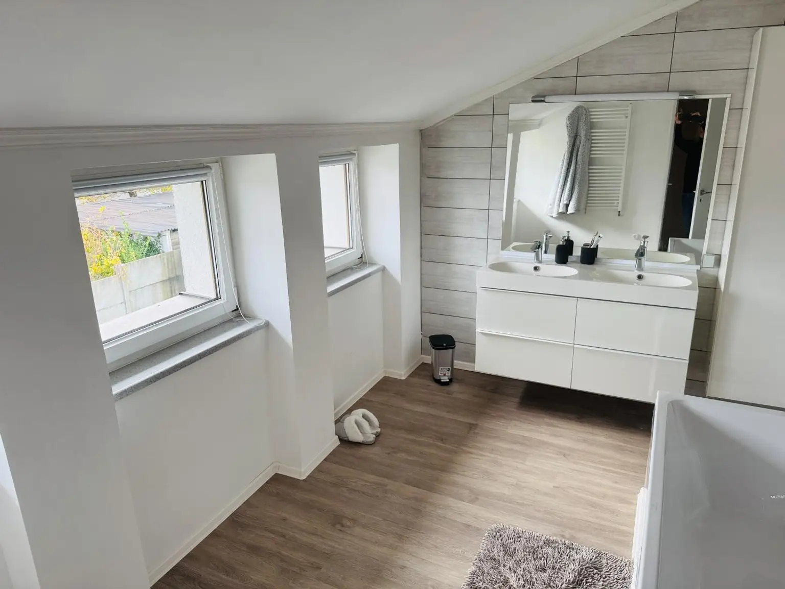 Ein/ Mehrfamilienhaus, Business, Co- Housing zwei Wohneinheiten