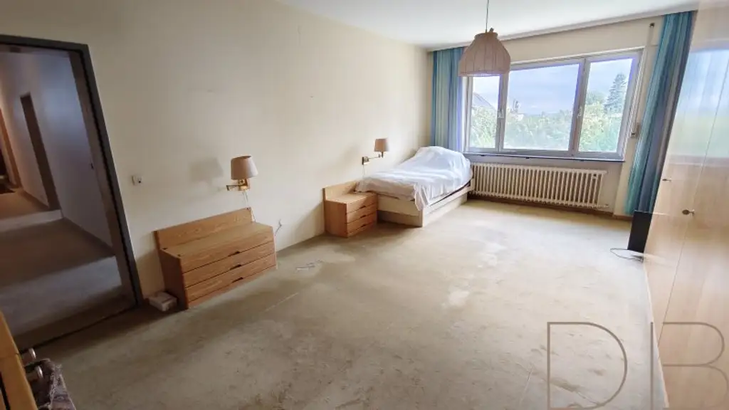 (Bau-) Grundstück in traumhafter Eisentstädter Lage mit vollunterkellerten Bungalow zu verkaufen! FÖRDERUNGSWÜRDIG!