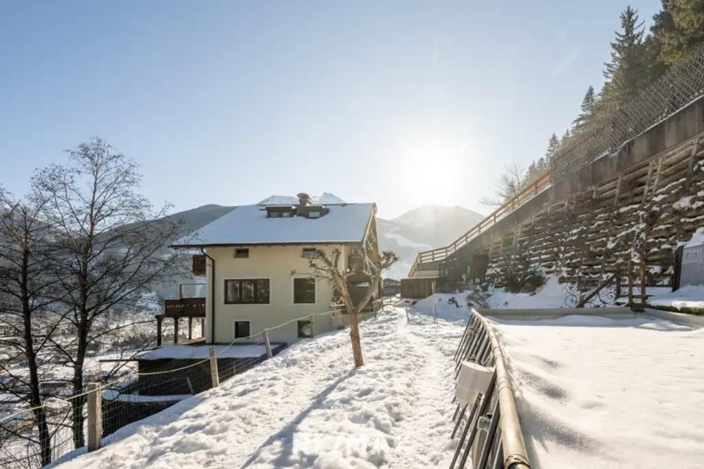 "Aussichtslage Bad Gastein" – Haus mit 4 Apartments und Eigentümerwohnung