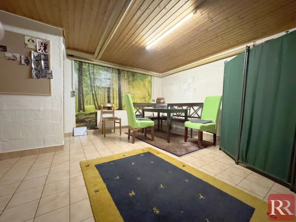 Bungalow auf großem, sonnigem Grund