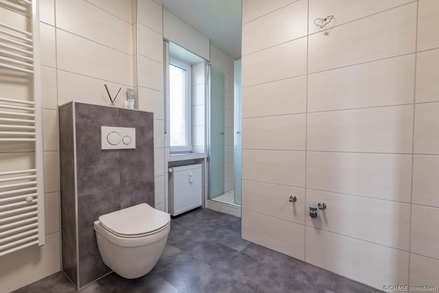 Badezimmer Ansicht 1
