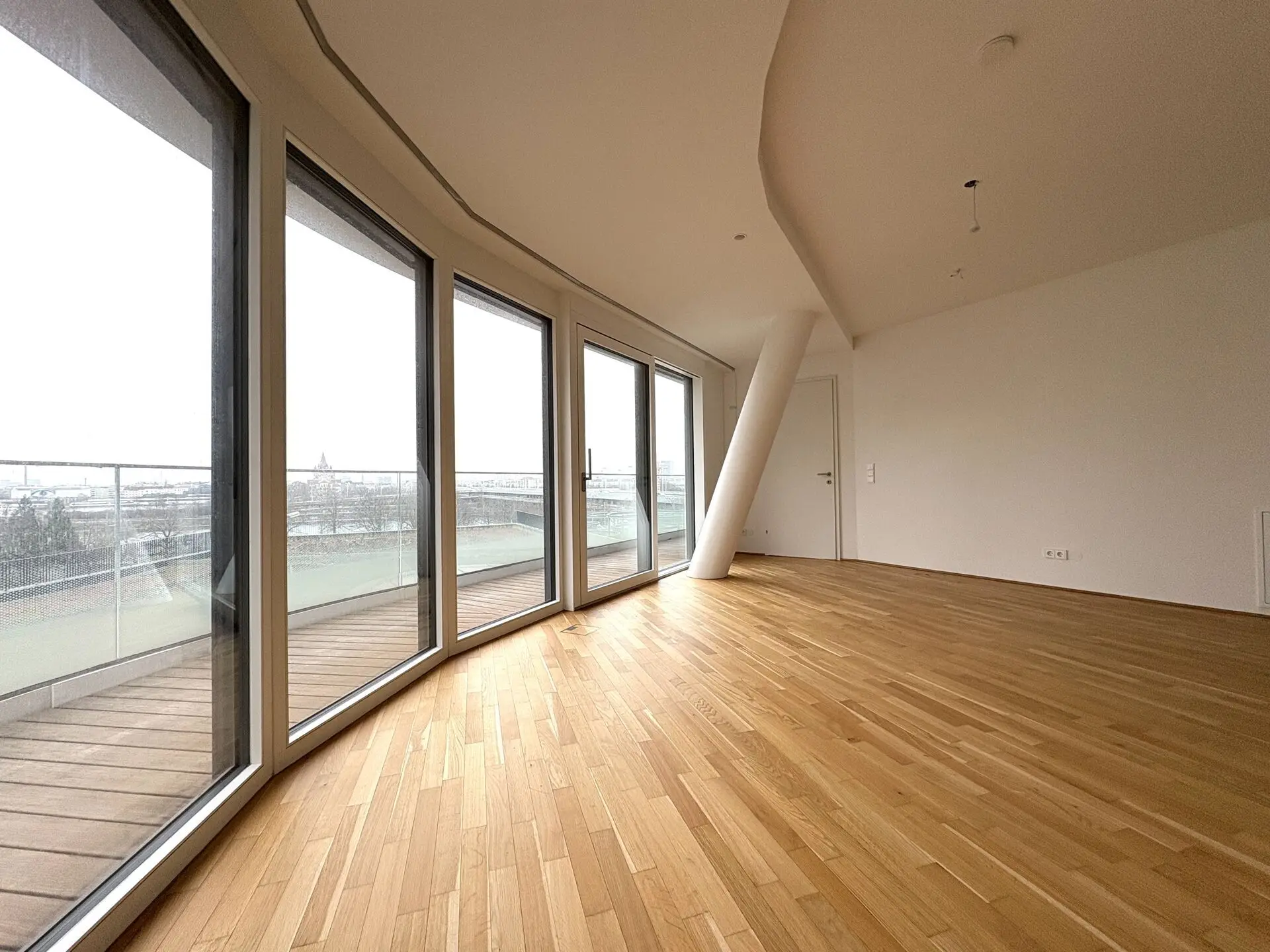 20251222_090308706_iOS