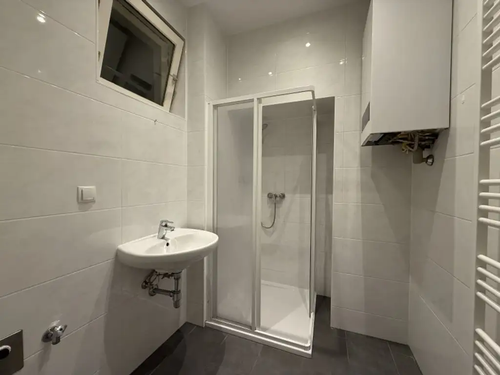 Helle 4-Zimmer Wohnung in der Halirschgasse  zu vermieten