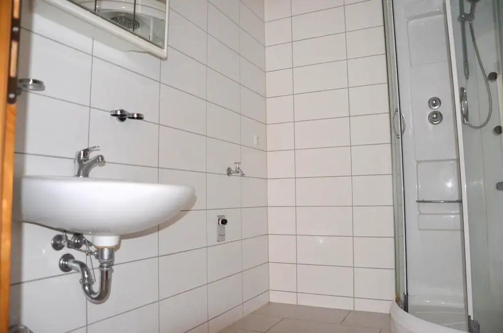2 Raumwohnung mit Terrasse