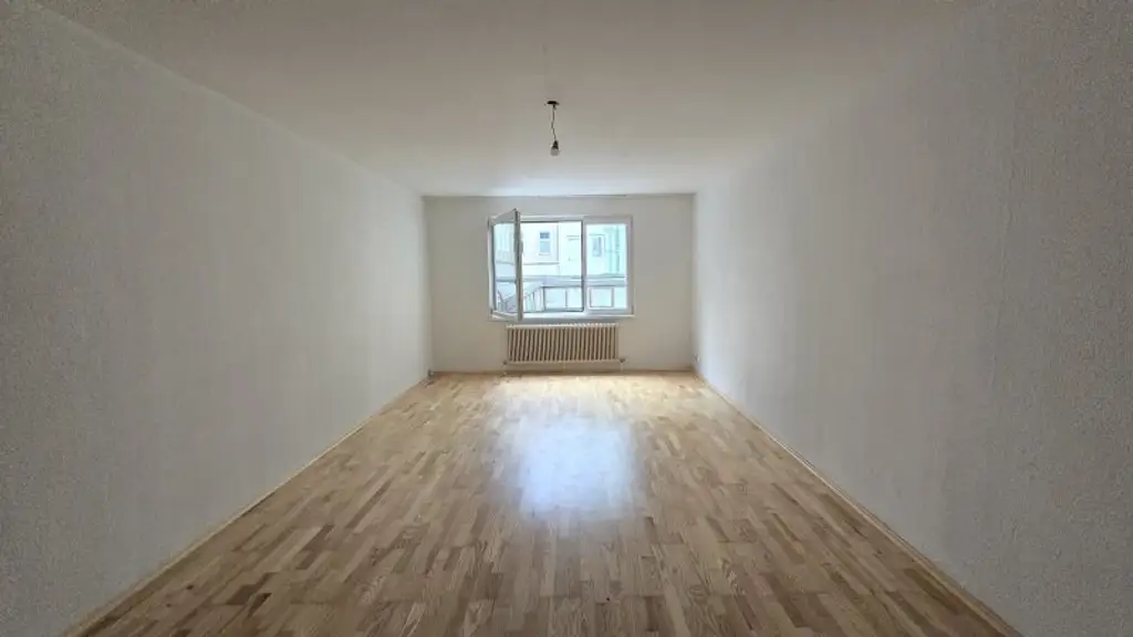 Schöne Neubau- Wohnung, 3 Zimmer
