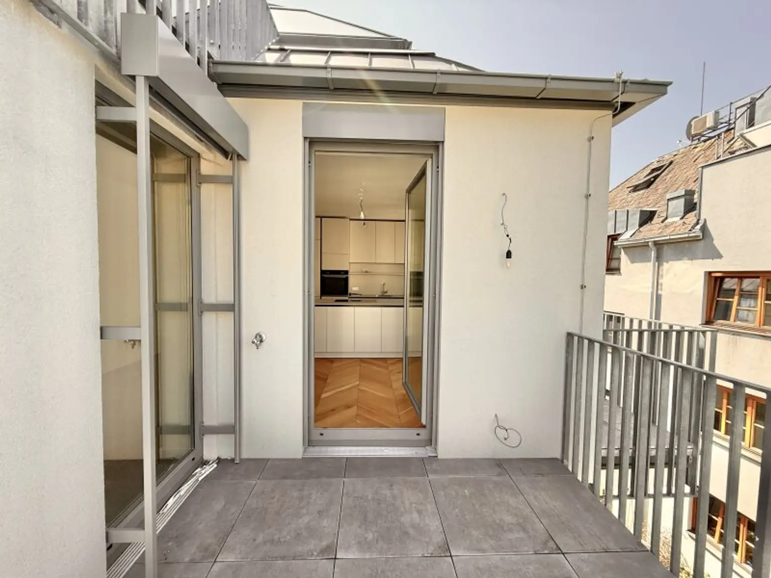 BELGHOFERHAUS 42 - Wunderschöne 3-Zimmer Wohnung in exklusivem Stadthaus inkl. Küche und Klimavorbereitung