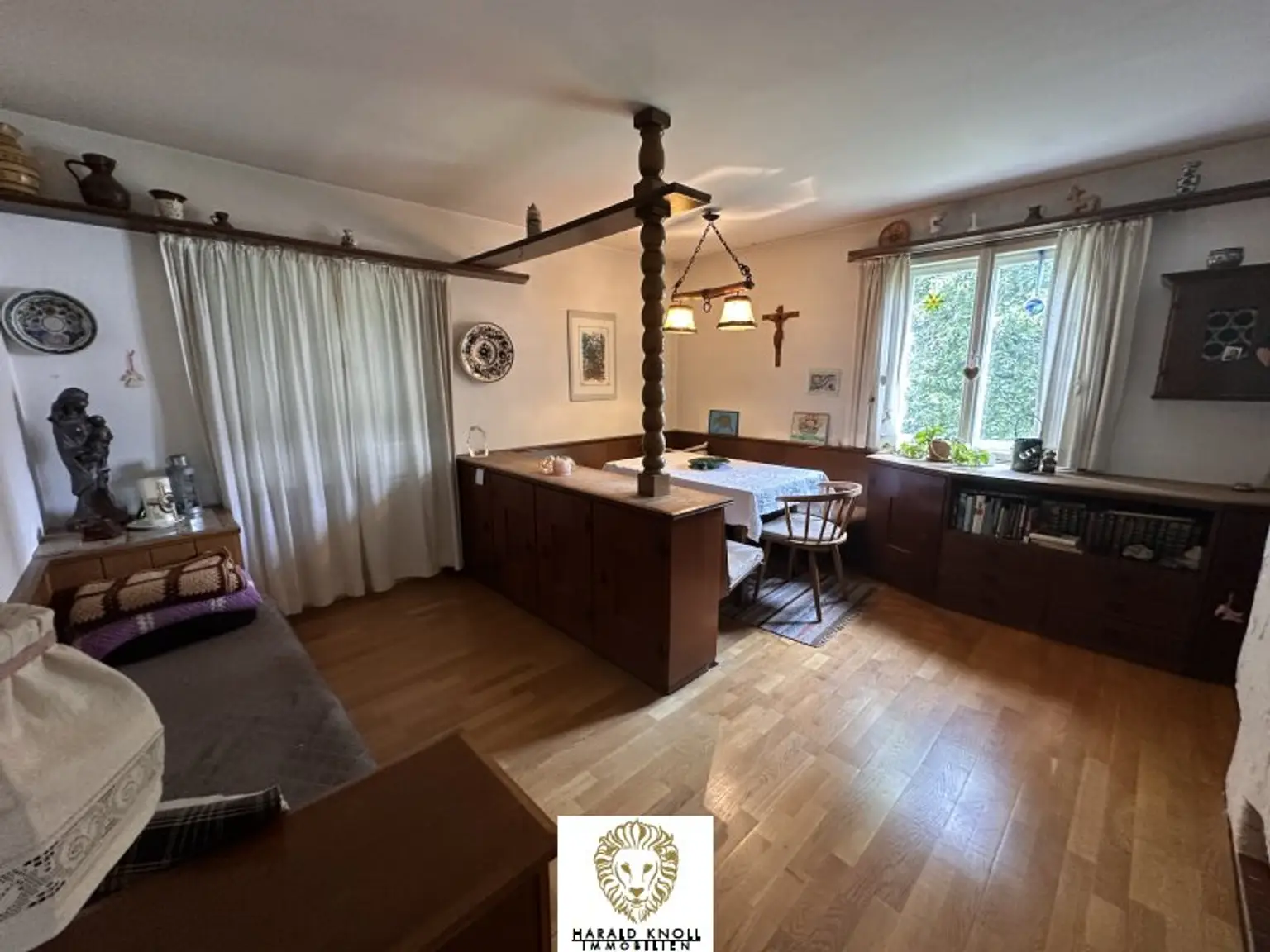 Charmantes Wohnhaus mit großem Garten und Entwicklungspotenzial