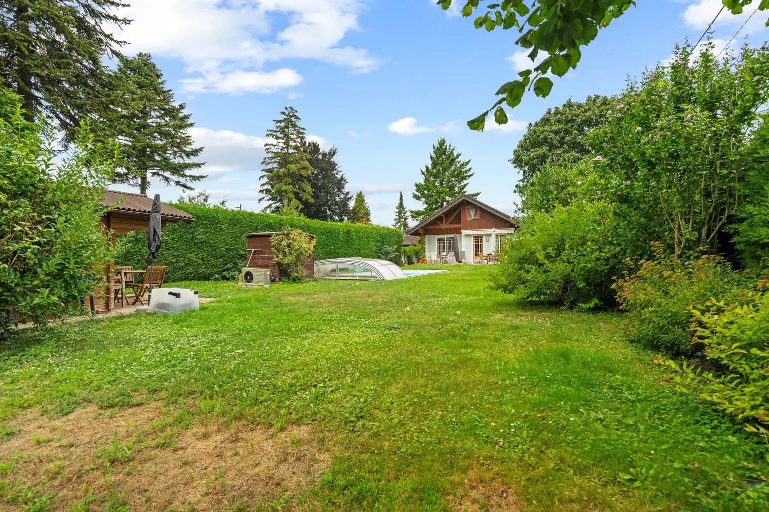 "Ihr privates Paradies in Gerasdorf! Traumhaus mit Pool, Garten & mehr!"