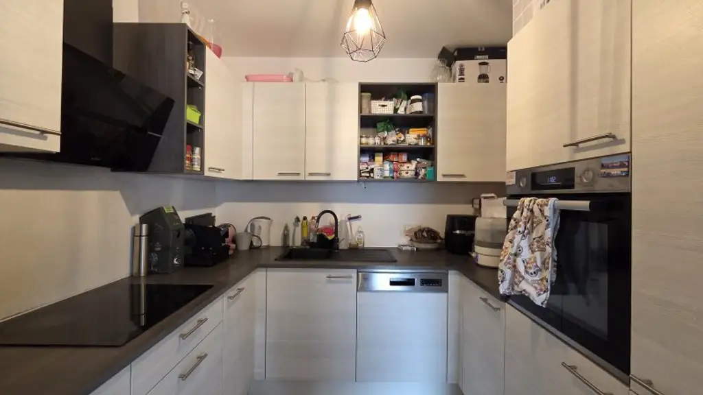 Moderne 2-Zimmer-Wohnung mit Balkon und Stellplätzen in Gerasdorf bei Wien!