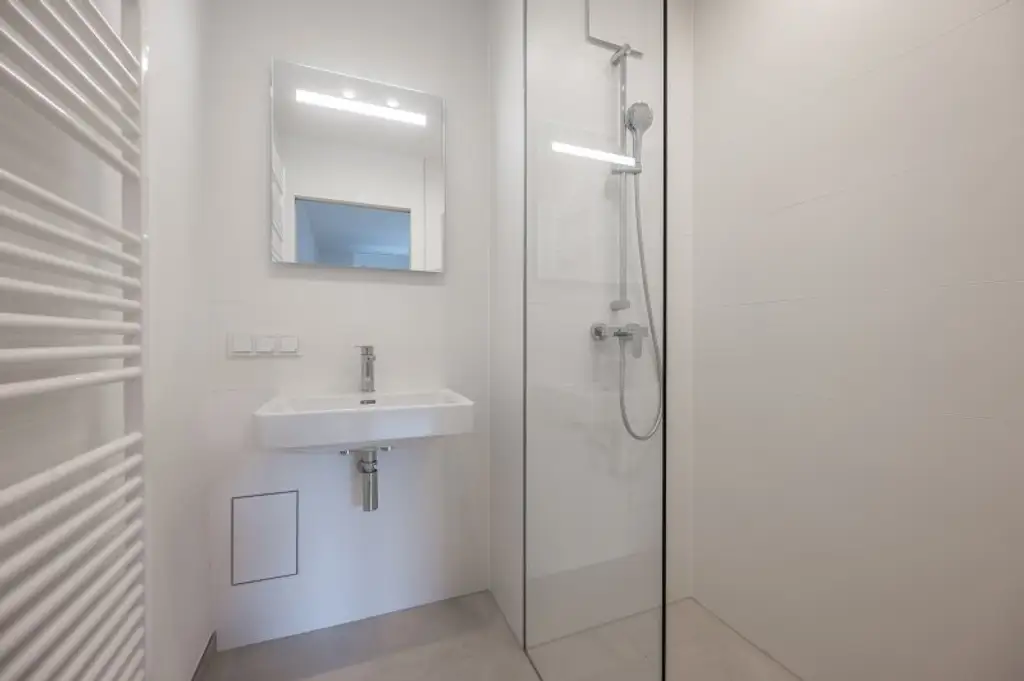 ++MOLLARD 50++ Moderne 3-Zimmer-Wohnung mitten im Herzen der Stadt (1/12)