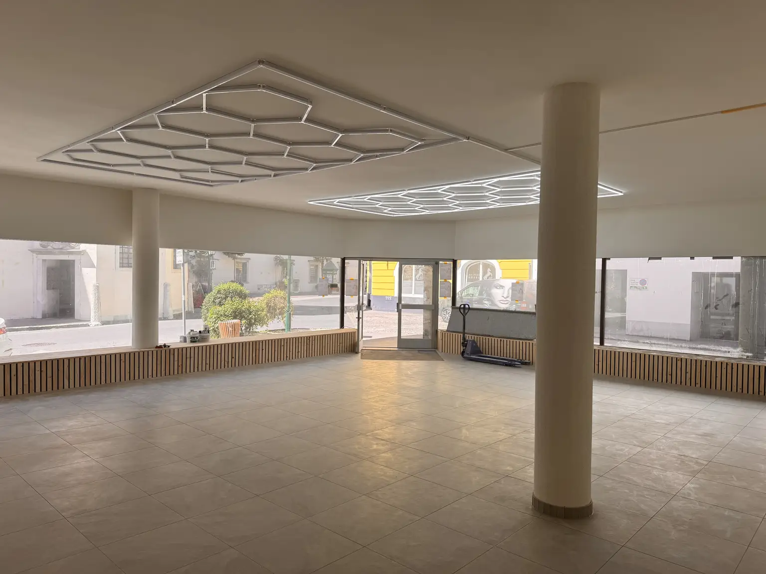 Top gelegene Büro-, Praxis- oder Geschäftsfläche im Zentrum von Spittal an der Drau!