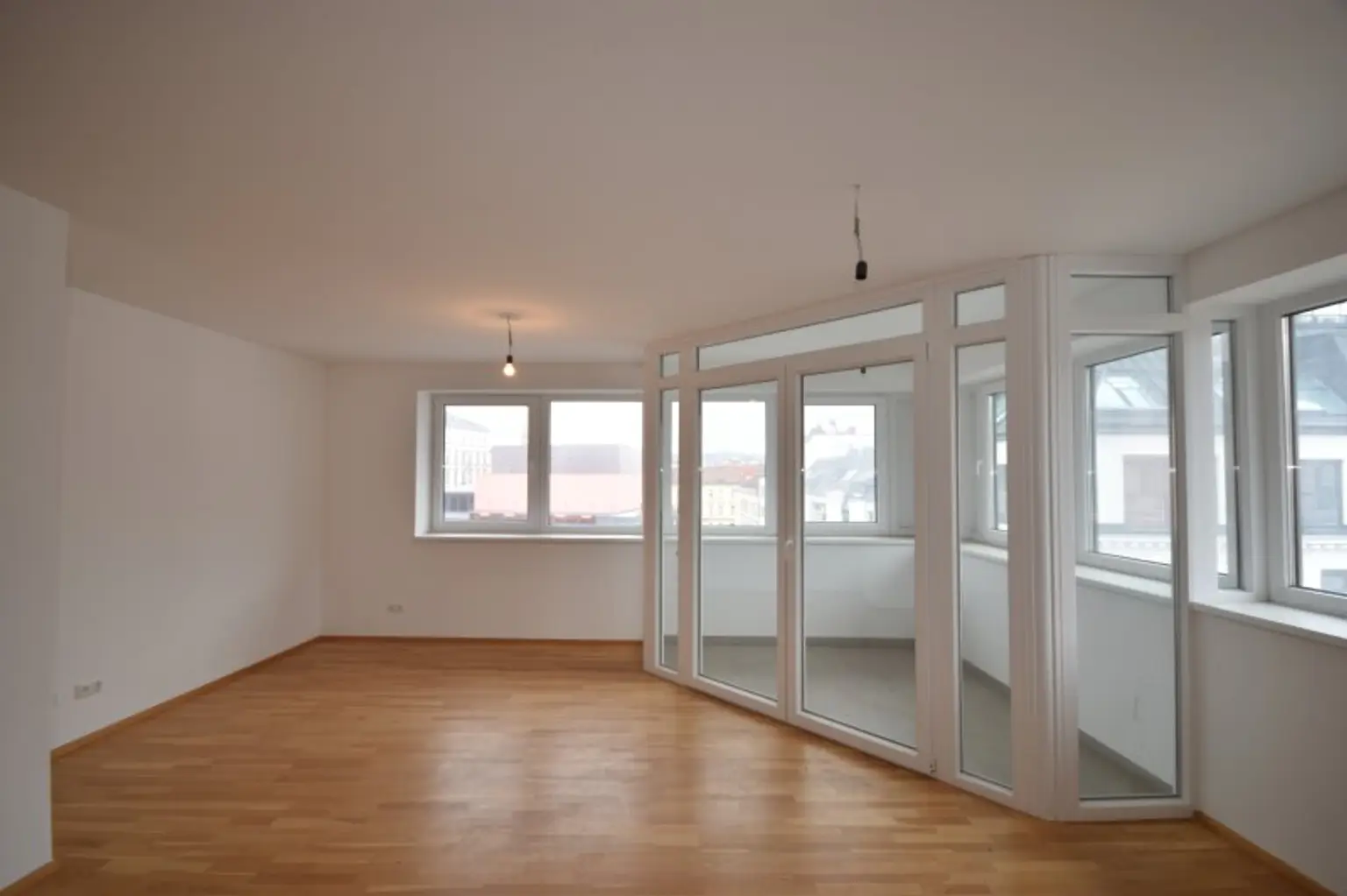 Ansicht - Gemütliche und helle 2-Zimmer-Wohnung mit Loggia Kauf 17. Bezirk Wien