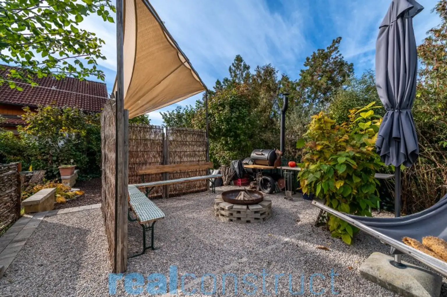 Ökologisch nachhaltiges Einfamilienhaus mit ERDWÄRME-Heizung in bester Lage von Bad Erlach