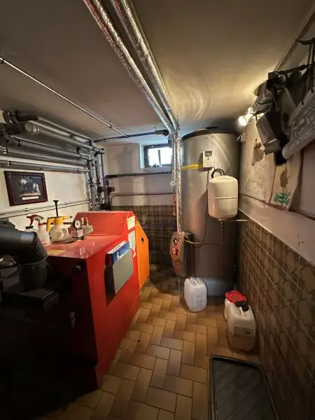 41.600 QM - Einzigartiges Anwesen mit Wohnhaus, Stallungen und großem Entwicklungspotenzial
