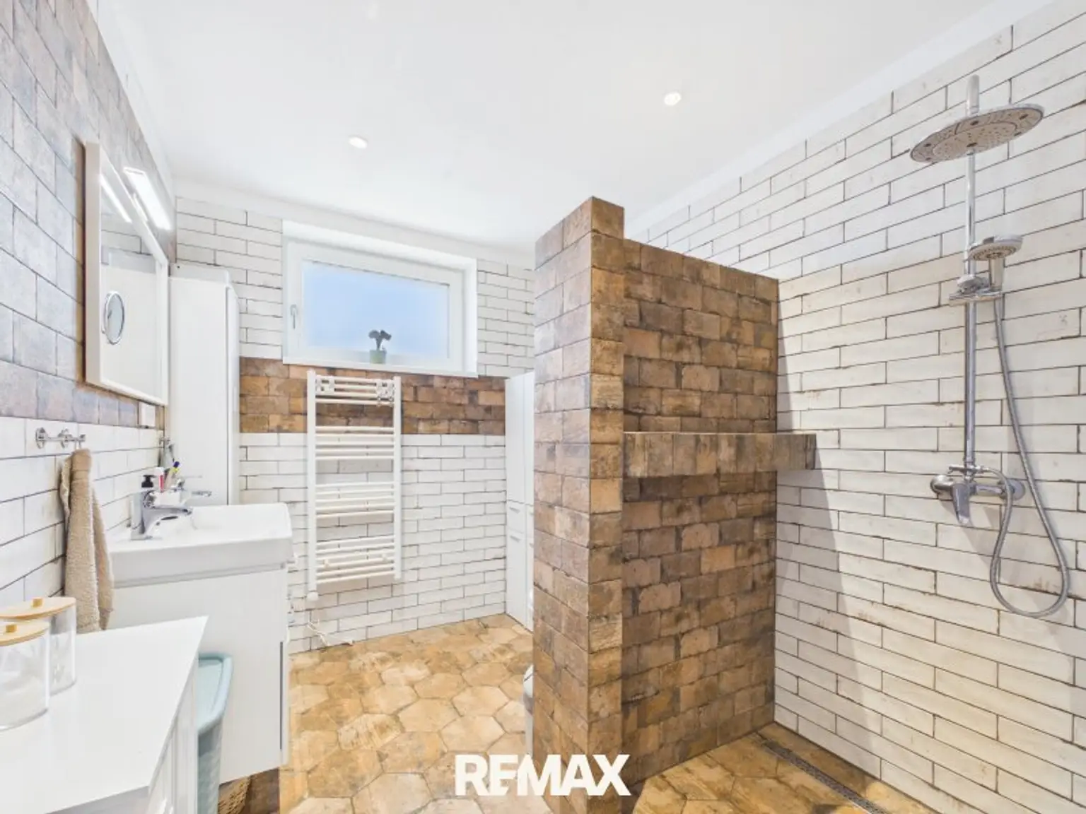 Badezimmer EG