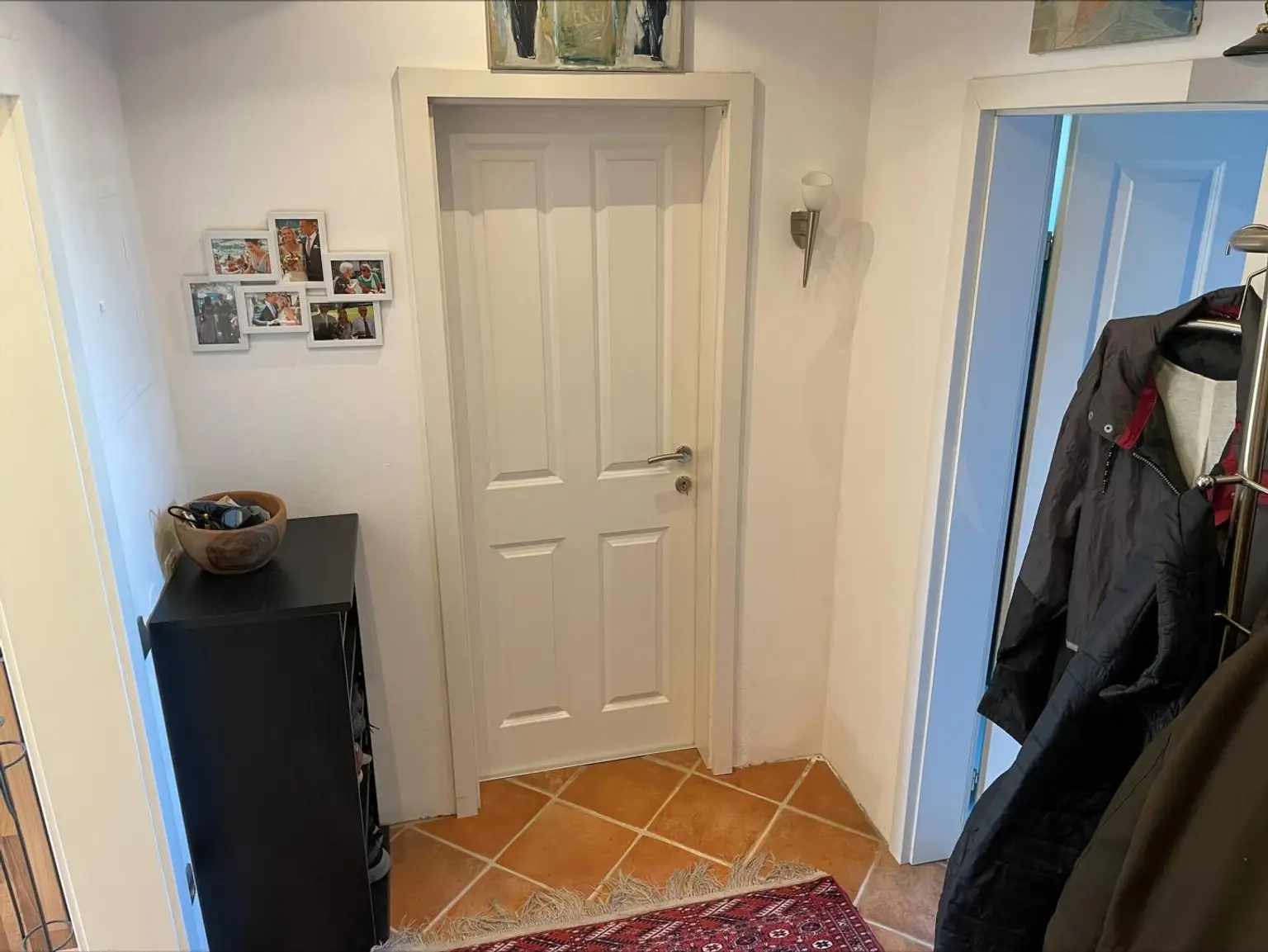 Miete: 2-Zimmer-Dachgeschosswohnung mit guter Anbindung