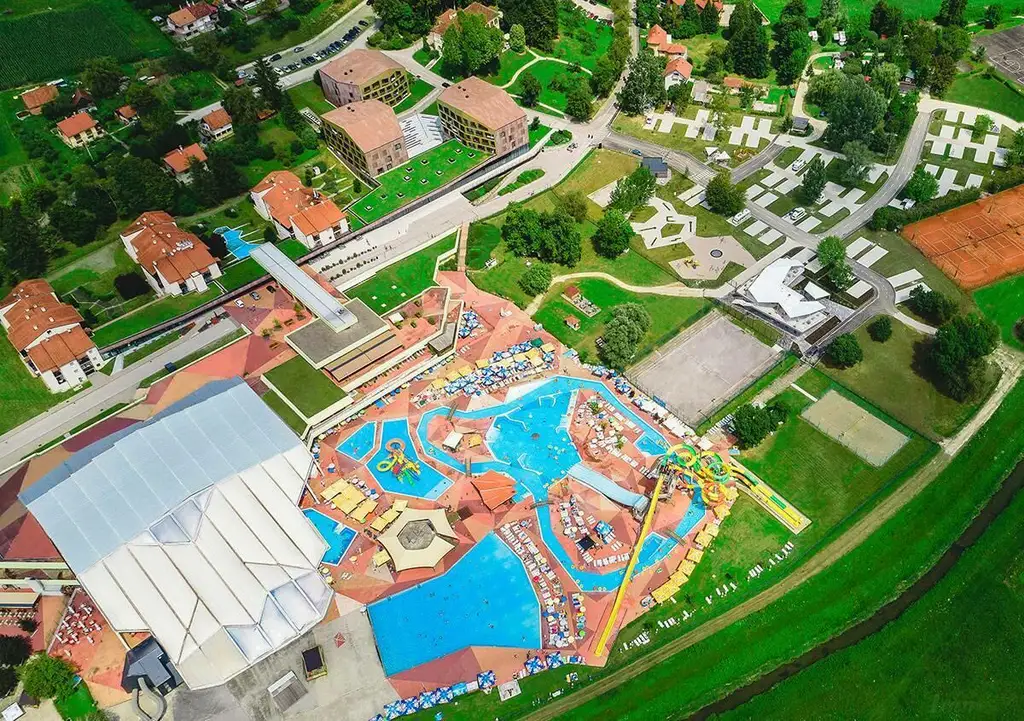 Zentral-Kroatien: Etwas für Schnäppchenjäger ! Herrliche Tiny Haus Grundstücke