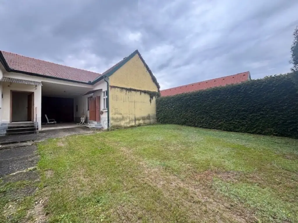Oggau - Erwecken Sie dieses Landhaus aus dem Schlaf!