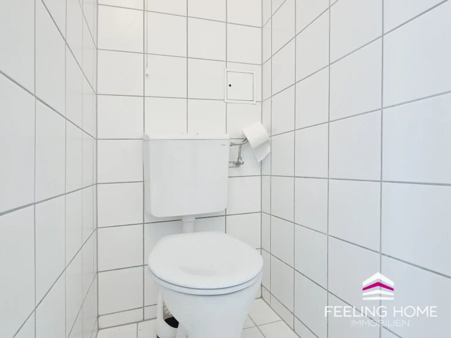 Frisch renoviert & bezugsfertig: 3-Zimmer-Perle mit Schlossnähe & Parkähnlichen Innenhof!