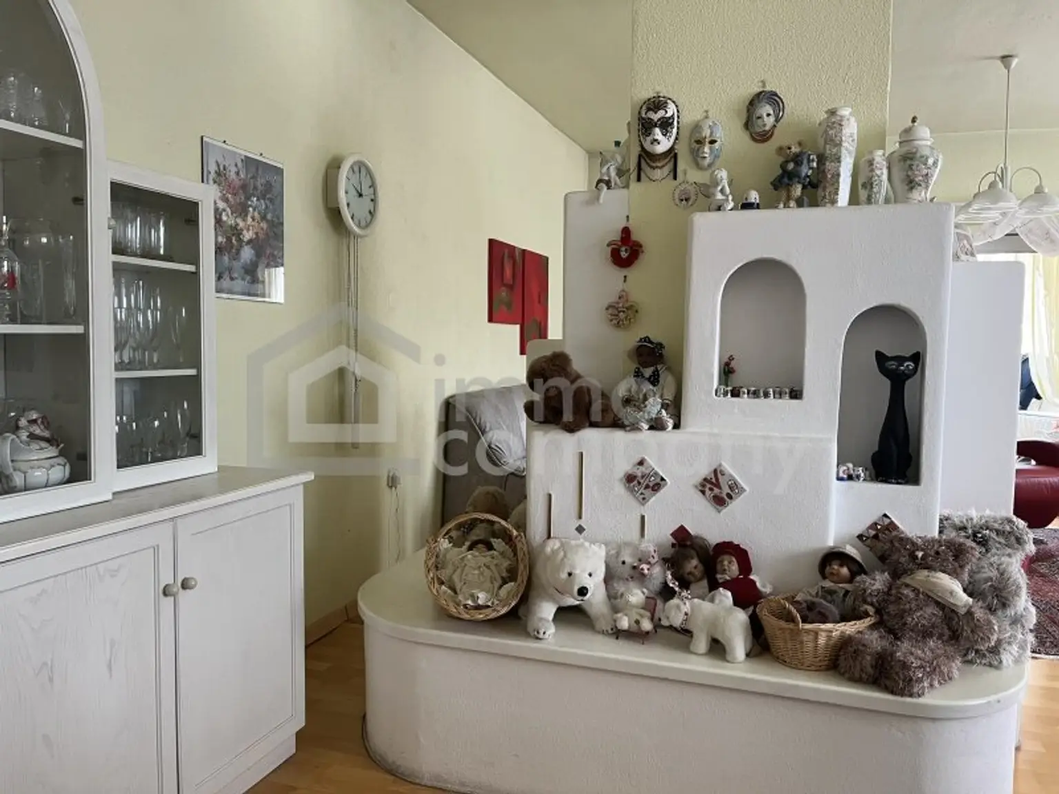 Kachelofen im Wohnzimmer