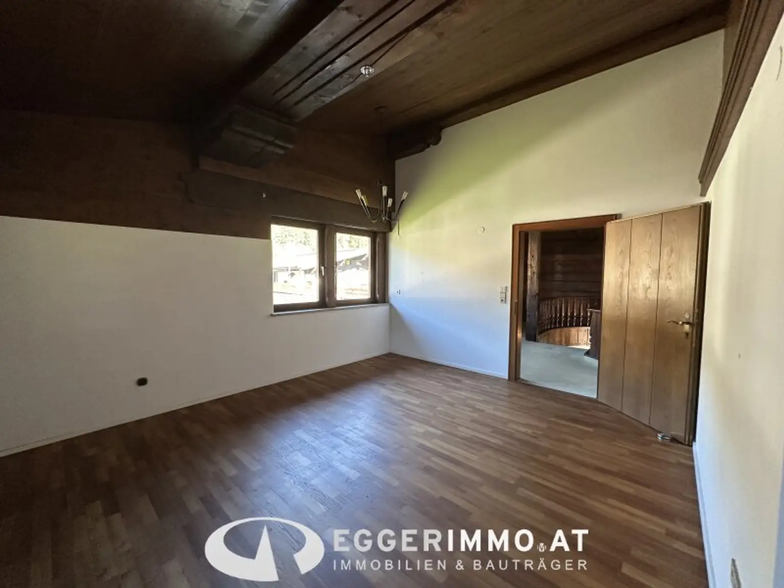 Spacious Detached House with Garconniere in Country House Style with Large Garden for Rent