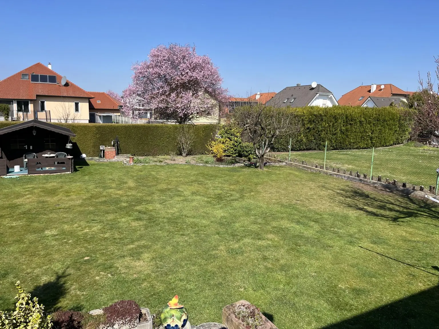 Gartenansicht von der Terrasse