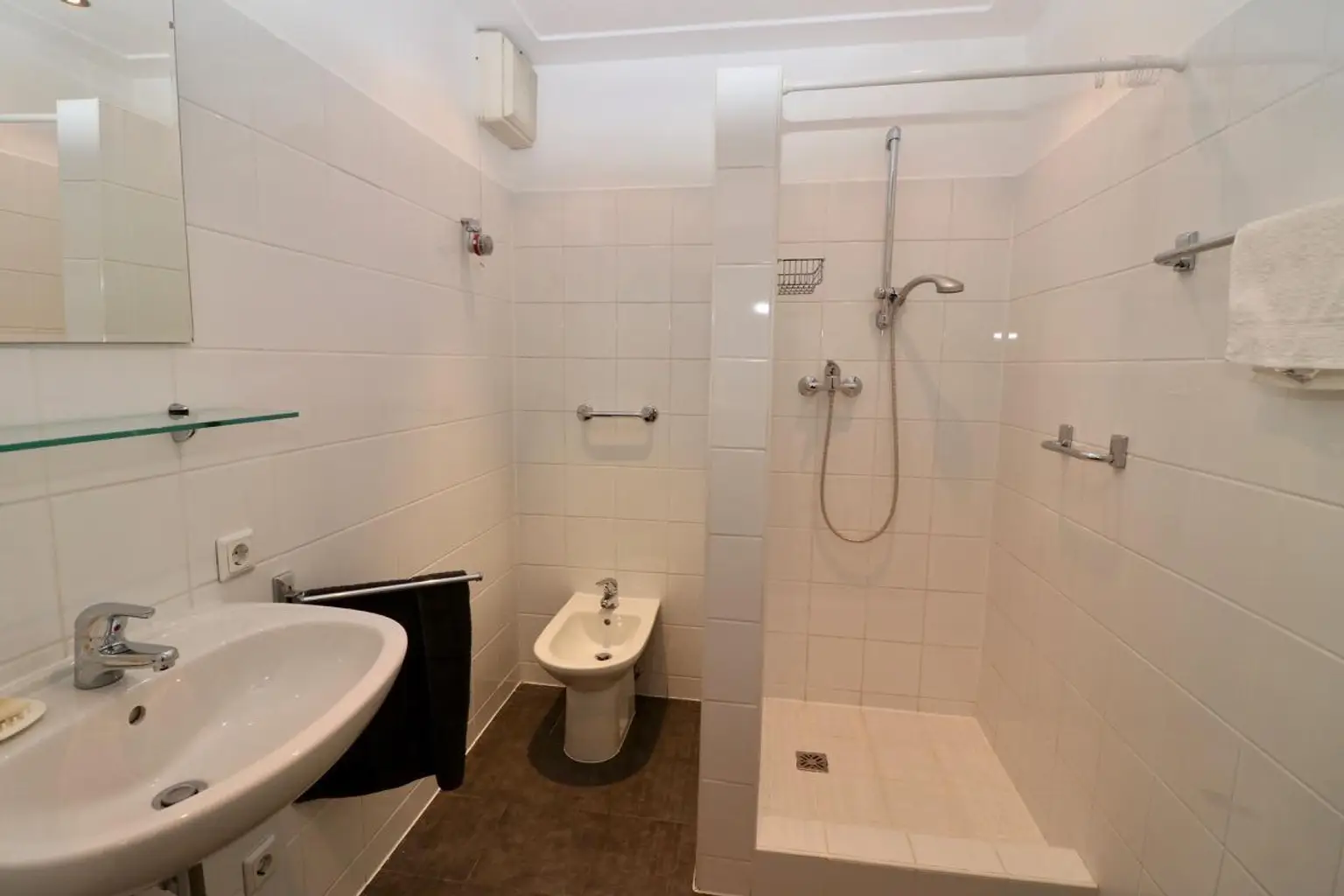 Gemütliche 3 Zimmer Wohnung mit großem Balkon und Blick ins Grüne!