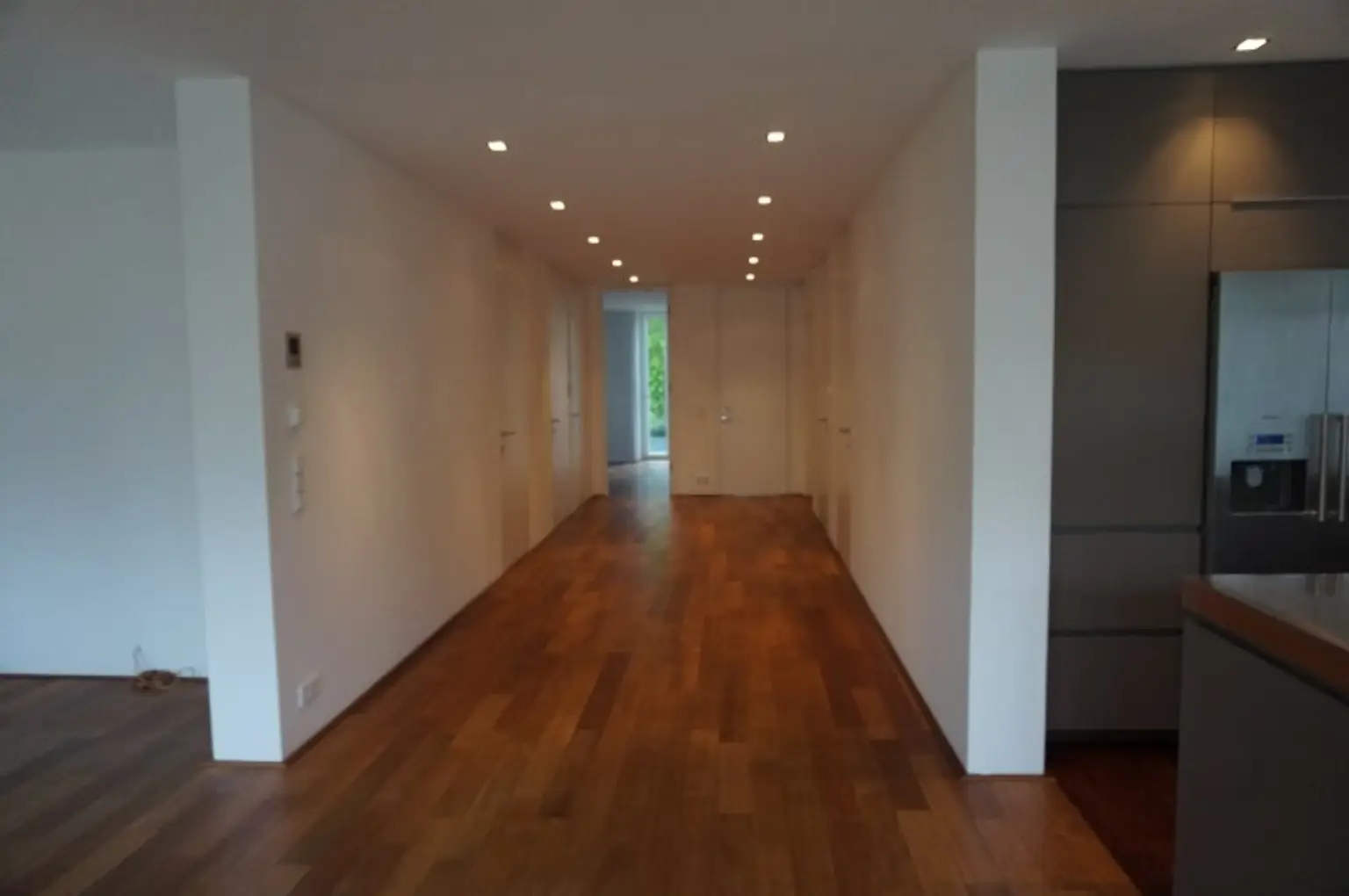 Modernes high-end Apartment großer Salon mit top Küche + 3 Schlafzimmer, Terrasse, Garage -  Exclusive 3 BR Apartment, Terrace, Parking - Сучасна елітна квартира з великою вітальнею, кухнею + 3 спальні, терасою, гаражем