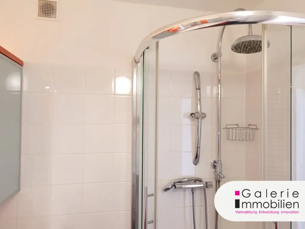 VIDEO: Schöne, helle 3-Zimmer-Loggiawohnung mit Klima, Grünblick, separater Küche, zentral begehbar!