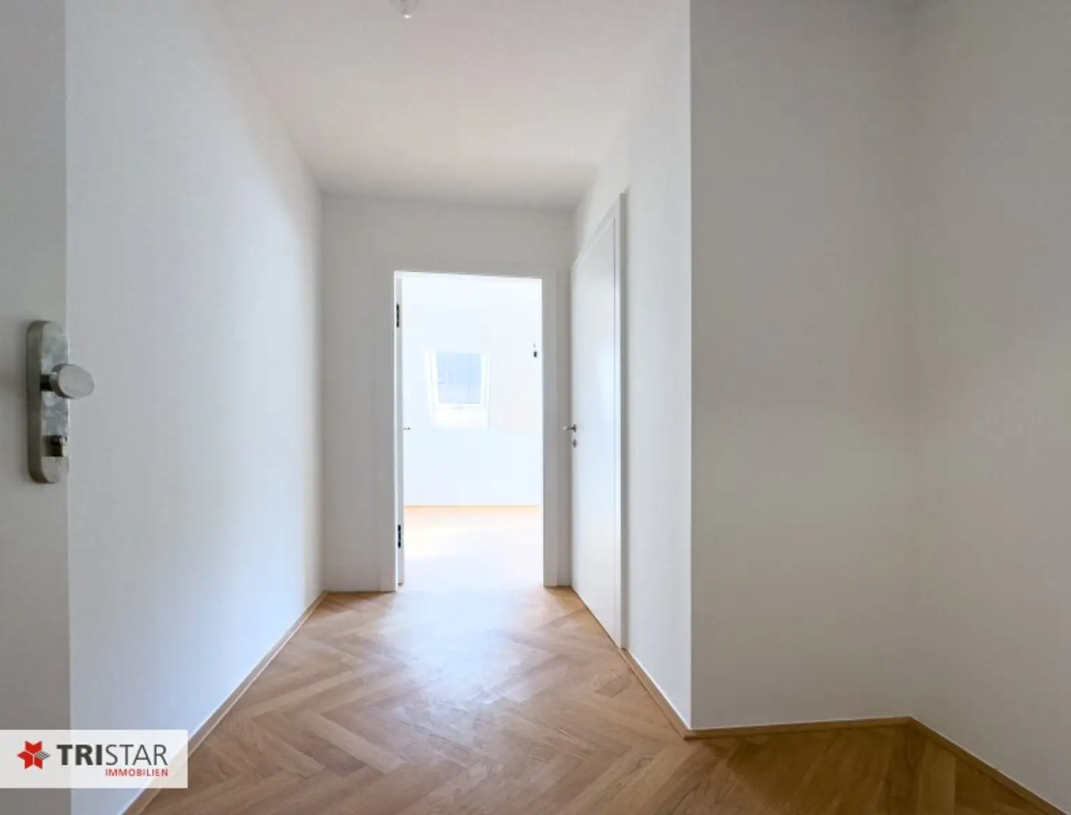 DG-Projekt im 9. Bezirk · 5 Wohnungen · Ost- & Westterrassen · 53–106 m² Urbanes Wohnen · Parks & Uni-Nähe · Sonne von morgens bis abends !