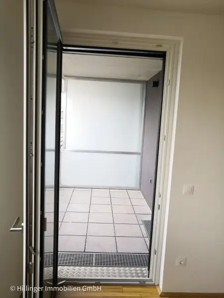 Großzügige 2-Zimmer Wohnung mit Loggia