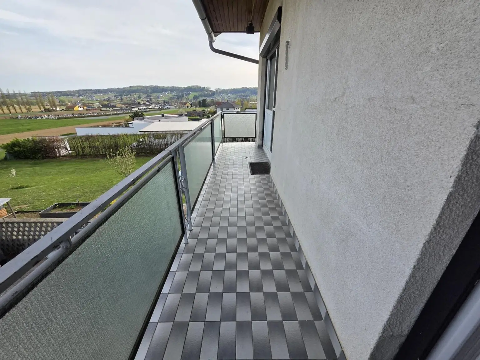 Balkon OG