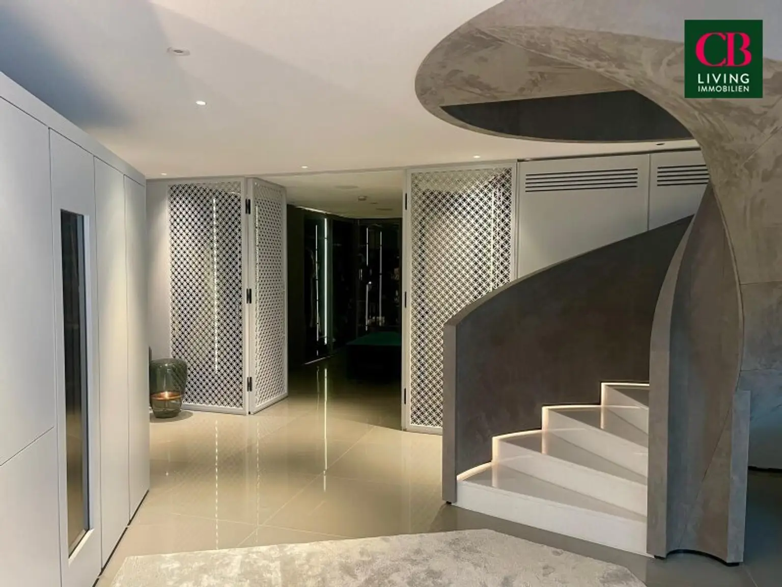 EXKLUSIVE VILLA IN BESTER LAGE – Wohnen, wo der Himmel Wien küsst !!