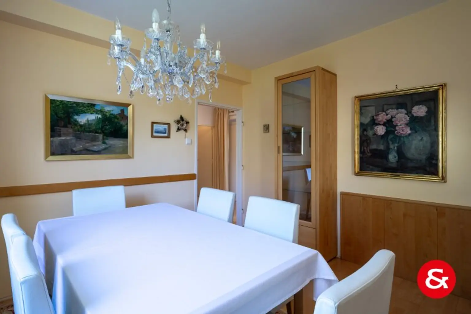 DREIZIMMERWOHNUNG IN RUHELAGE  UND TOLLEM GRÜNBLICK!