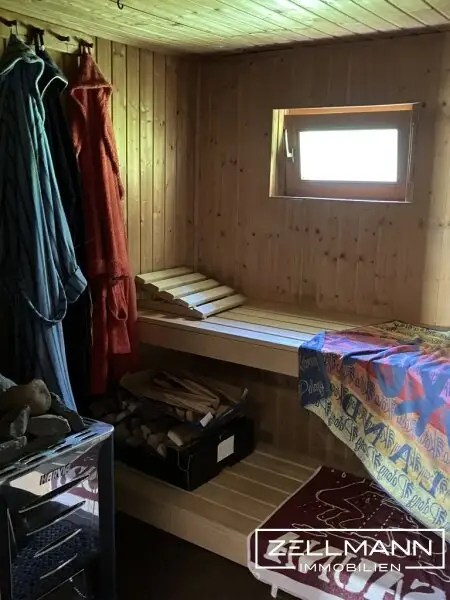 Nostalgie trifft Moderne - Verträumtes Landhaus am Fuße der Raxalpe  | ZELLMANN IMMOBILIEN