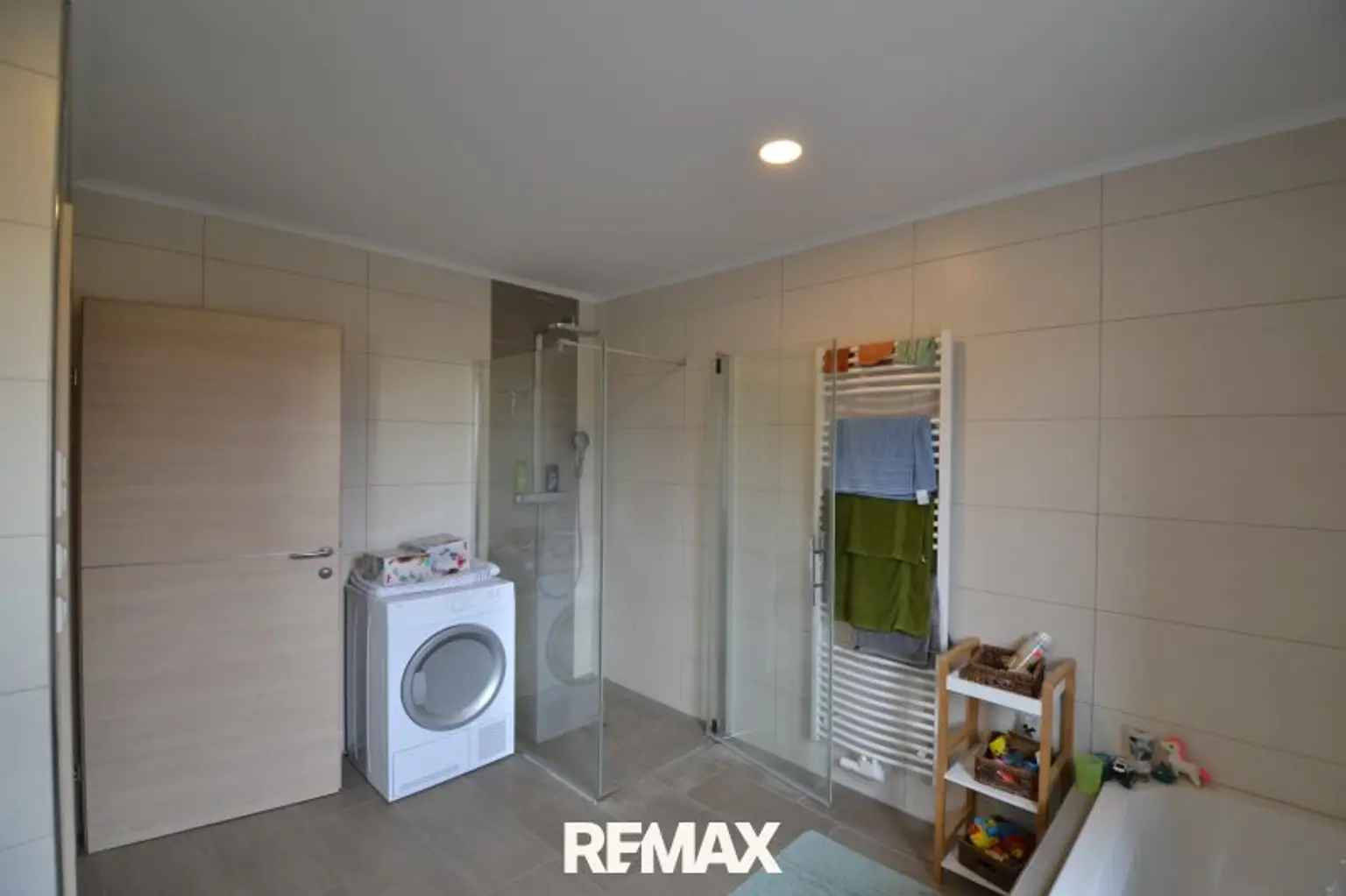 Badezimmer EG