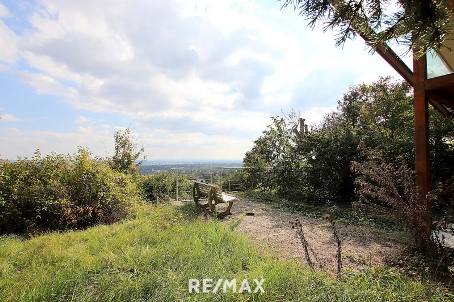 Eigengrund: Grünland mit Gartenhaus - Großes Grundstück in Mauer am Kadoltsberg - direkt am Lainzer Tiergarten