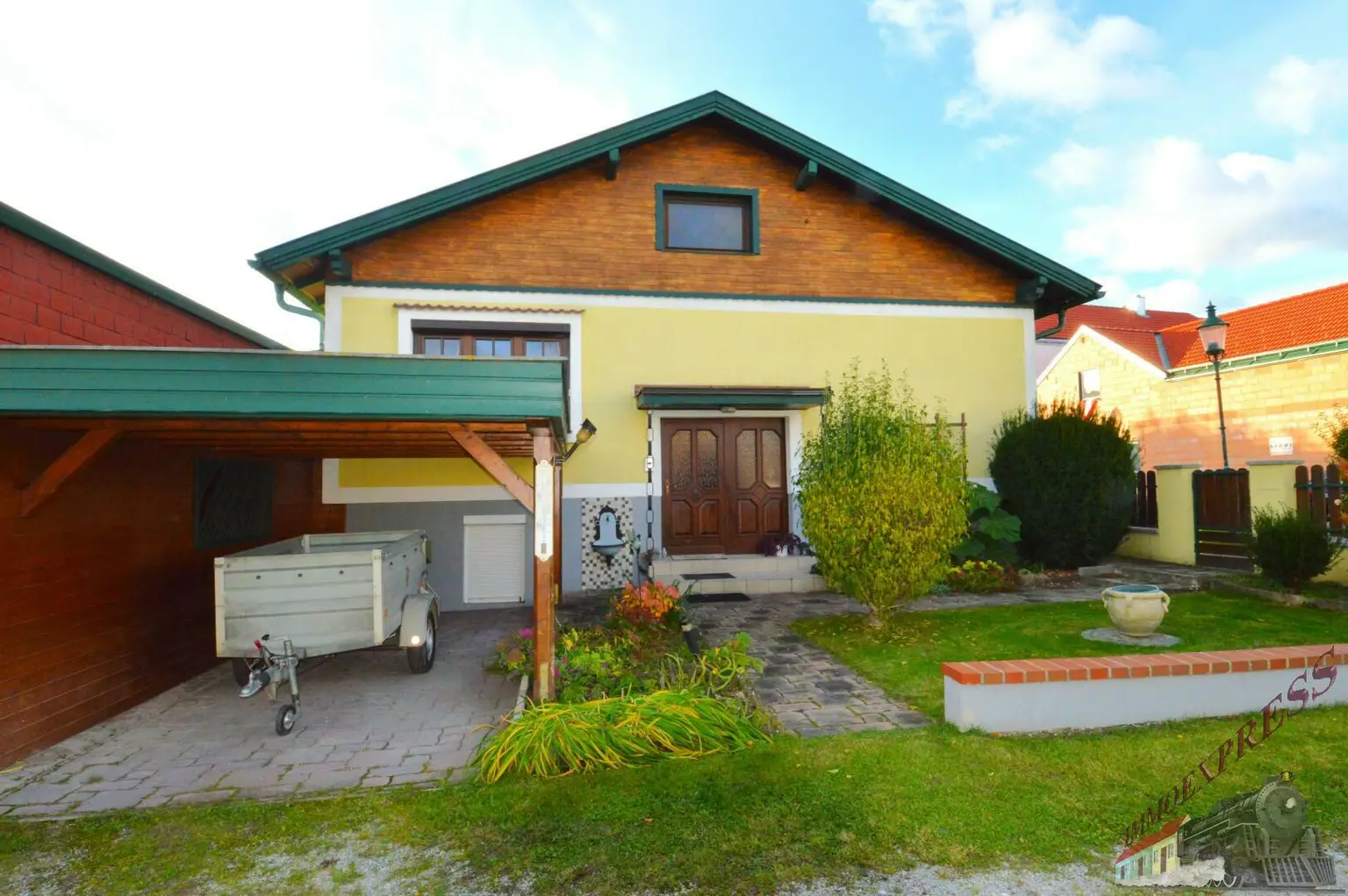 Gepflegtes Einfamilienhaus - Doppelcarport - Garage - neue Pelletheizung mit Solaranlage
