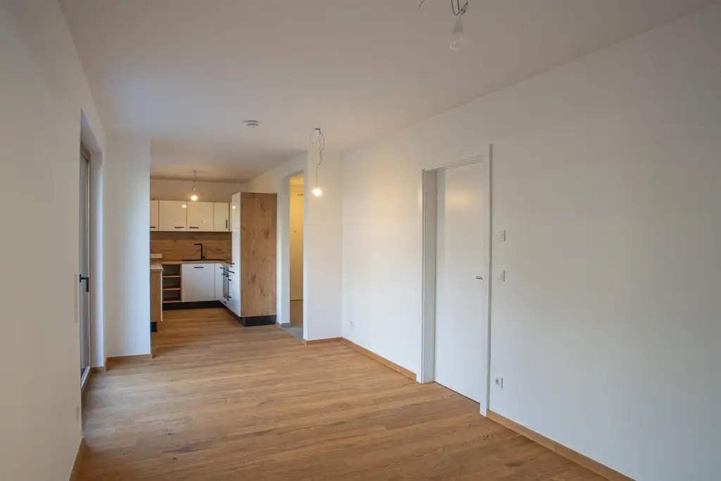 Provisionsfrei! Neubau - Teilmöblierte 2-Zimmer-EG Wohnung mit Terrasse und Garten